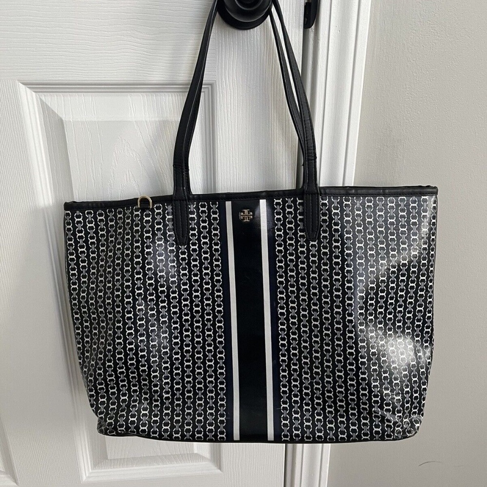 Tory Burch Kerrington Women's Square Homage to The Flower Patchwork Navy Tote